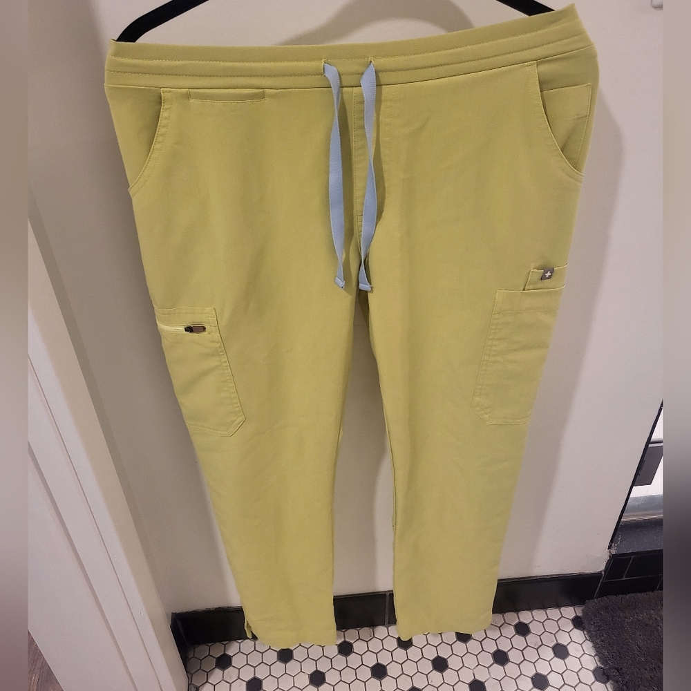 Figs Citirne Yola Scrub Pants